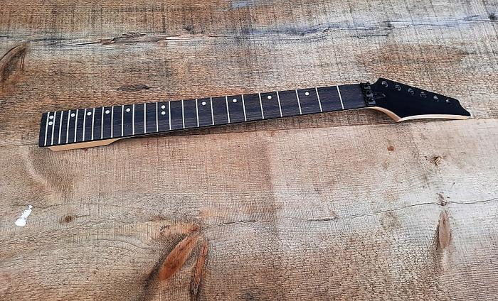 Fretboard and Fret Access