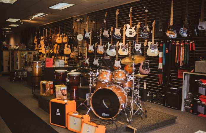 Local Music Stores and Dealers