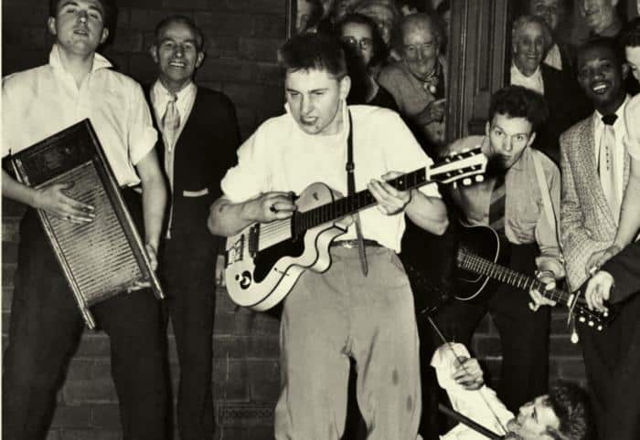 Recommended Guitars for Skiffle Music