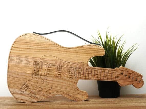 DANXEN Personalized Guitar Cutting Board