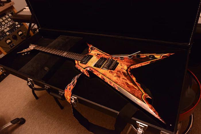 Washburn Dimebag vs. Other Signature Guitars