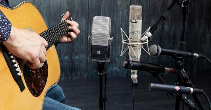 Choosing the Right Microphone for Guitar Recording