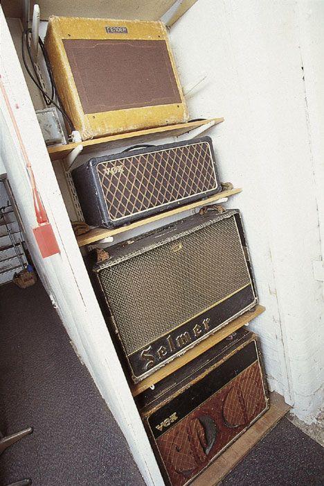 Arranging and organizing your amps