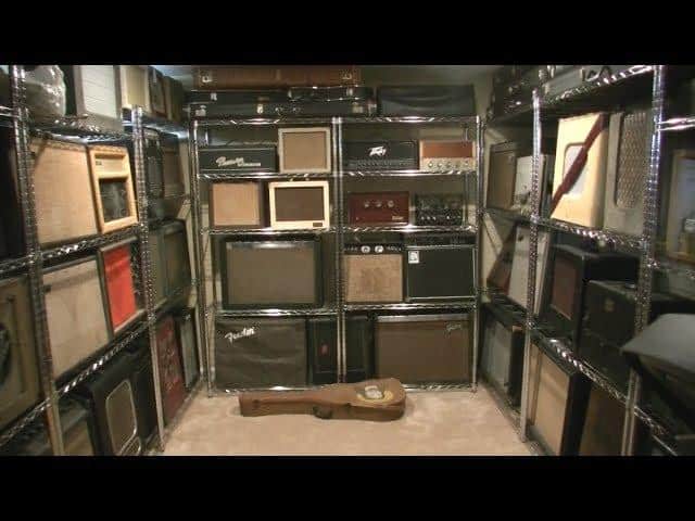 Choosing the Right Shelf for Your Amps