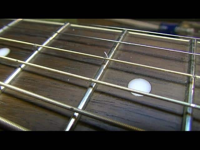 Why Choose Coated or Uncoated Guitar Strings