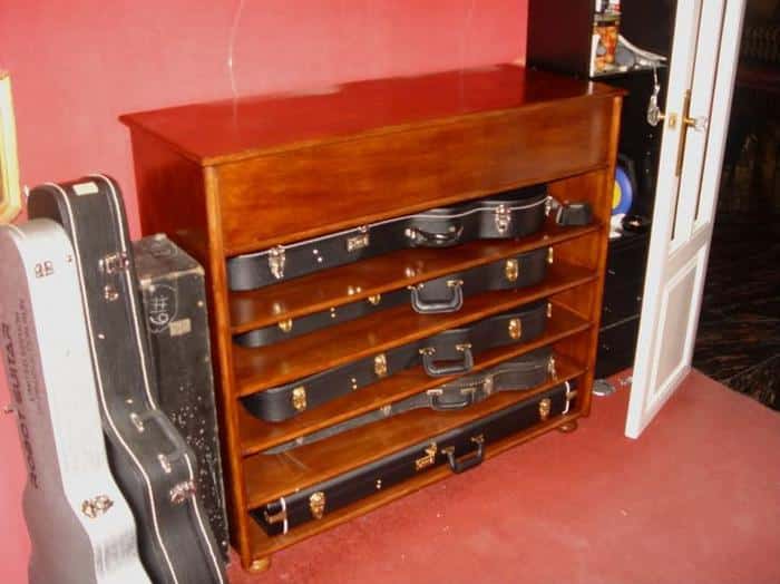 Must-have Furniture for Every Guitarist's Music Room