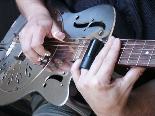 Types of Fingertip Guitar Slides