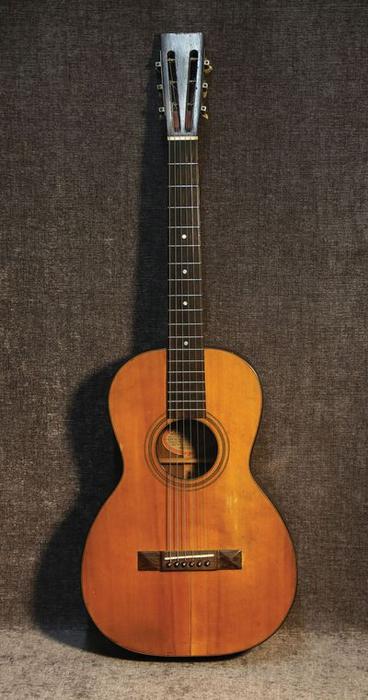 Washburn Parlor Guitar Historical Context