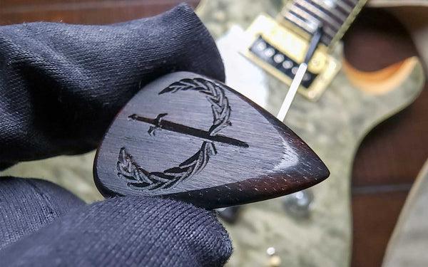 Why Choose Wooden Guitar Picks?