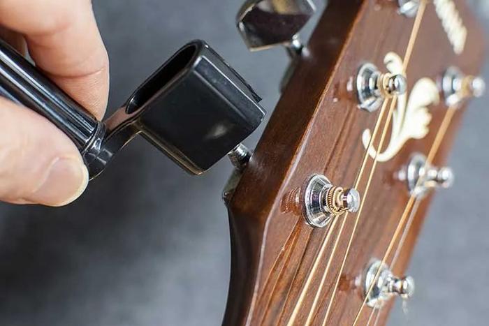 When to Replace Your Guitar Strings