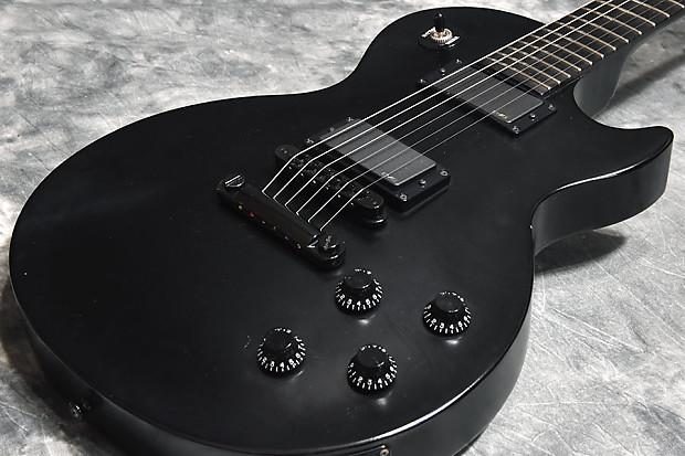 Where: The Market for Gibson Les Paul Gothic