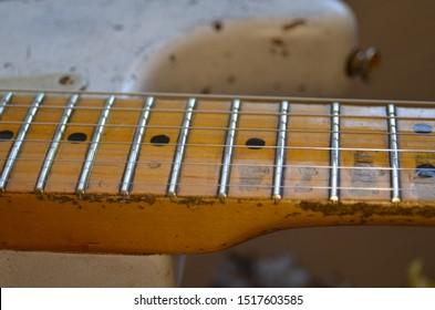 Why Maple Necks are Popular Among Musicians?