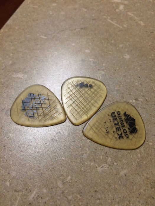 Add Grip to Your Pick : 3 Steps - Instructables