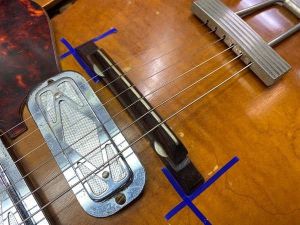 Pinning a floating bridge - Strange Guitarworks