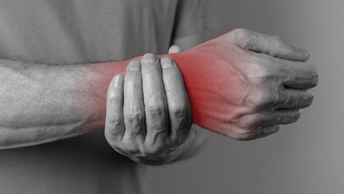 30% of Guitarists Will Experience This Pain: How to Prevent It ...