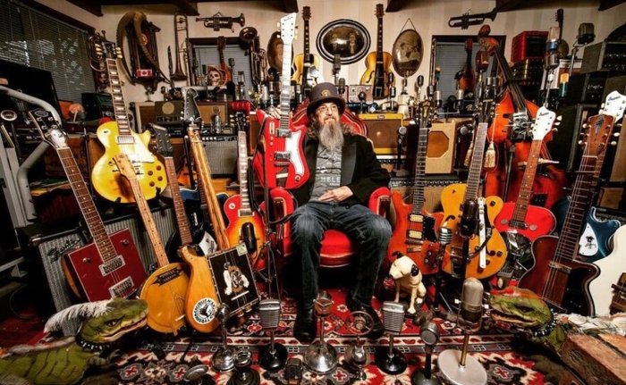 Vintage Guitar Collection on Sale at Fayetteville Roots HQ