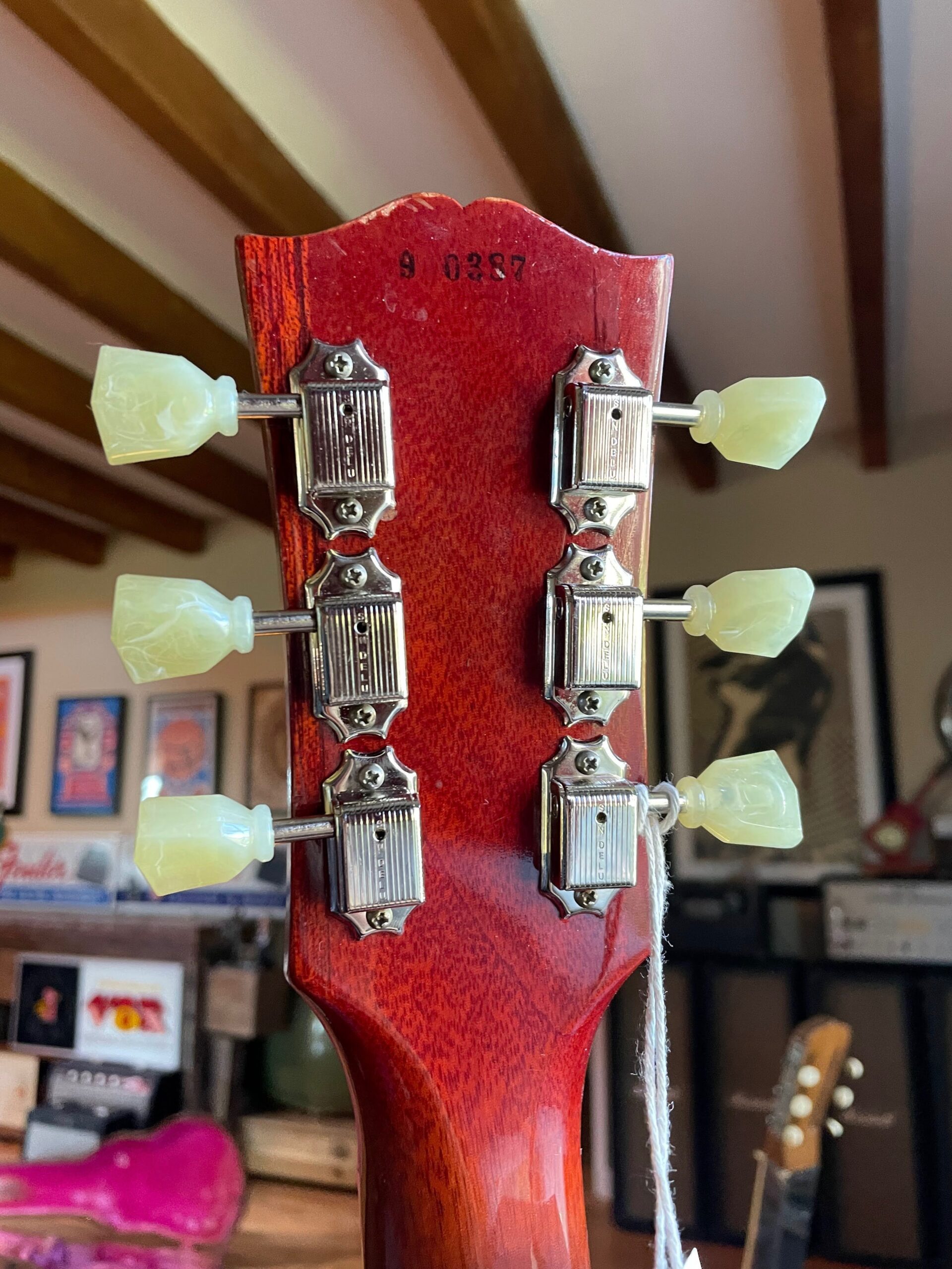 Guitar Serial Number Lookup — generic image representing dating and valuing guitars via serial numbers, suitable for a 'who should use this guide' audience (owners, buyers, collectors).